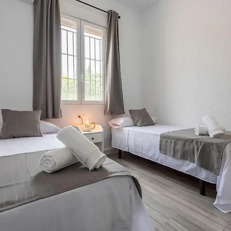 Dehesa De Yeguas Holiday home *